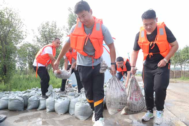 防汛常規(guī)物資|消防滅火裝備|消防救援裝備|水域救援救生|應(yīng)急照明設(shè)備|防汛與應(yīng)急包|水泵發(fā)電機類|救生救援儀器